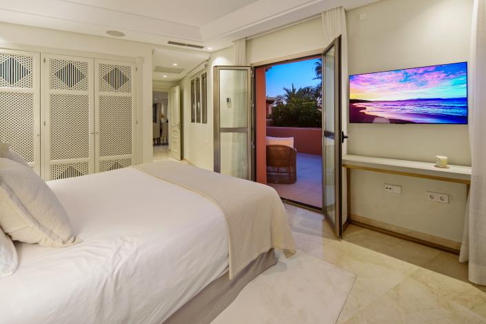 Image No.48-3 Bed Duplex for sale