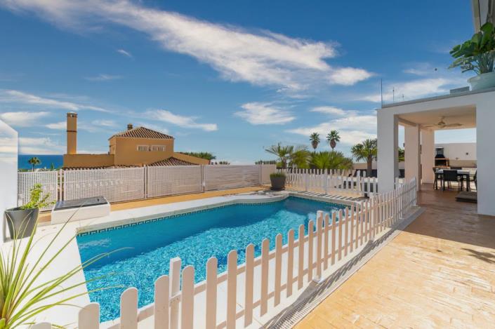 Image No.6-Villa de 5 chambres à vendre à Estepona