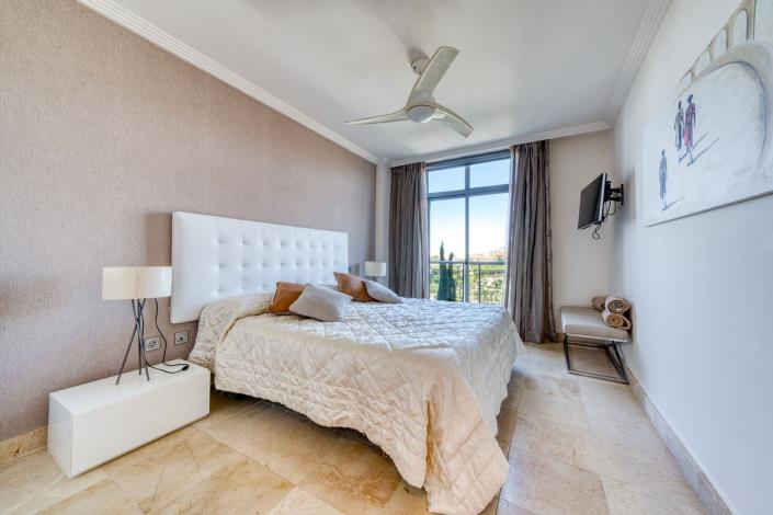 Image No.28-2 Bed Apartment for sale