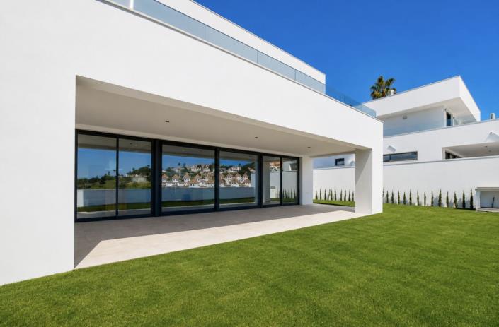 Image No.8-4 Bed Villa for sale