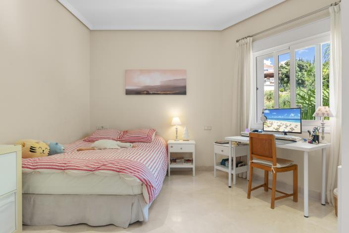 Image No.17-6 Bed Villa for sale