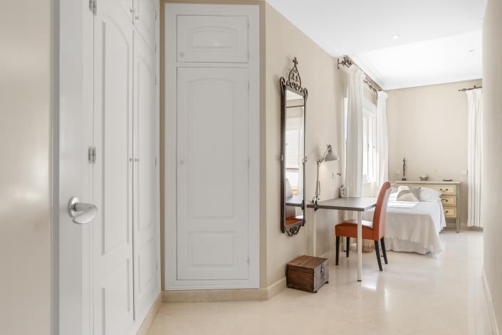 Image No.19-6 Bed Villa for sale