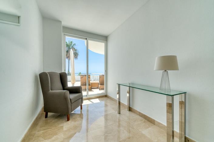 Image No.33-2 Bed Apartment for sale