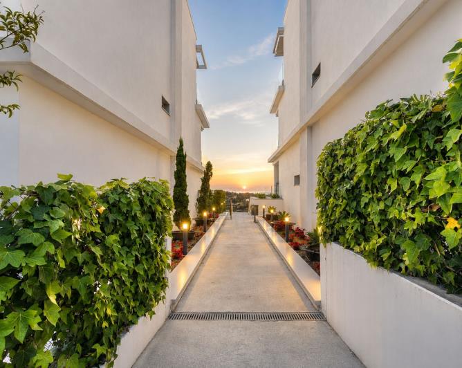 Image No.31-2 Bed Duplex for sale
