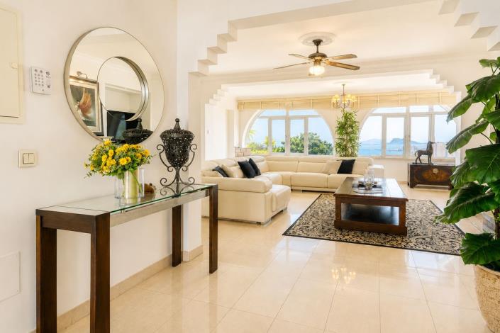 Image No.5-5 Bed Villa for sale