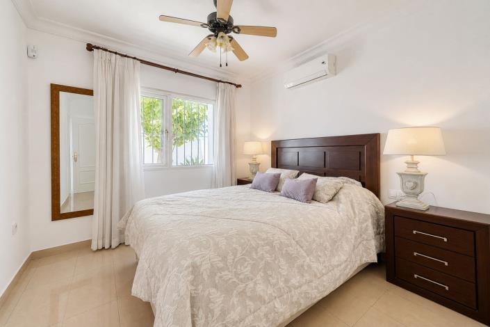 Image No.12-5 Bed Villa for sale