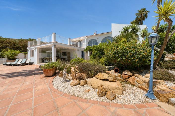 Image No.38-5 Bed Villa for sale