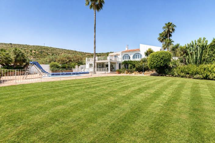 Image No.37-5 Bed Villa for sale