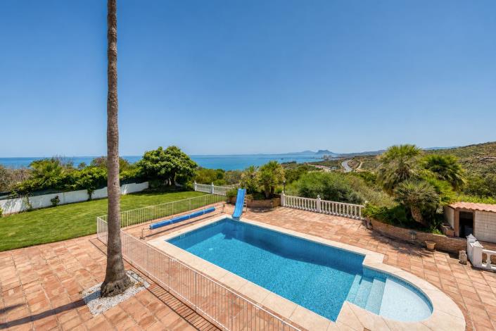 Image No.41-5 Bed Villa for sale