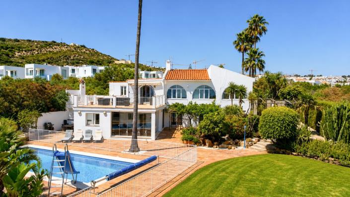 Image No.48-5 Bed Villa for sale