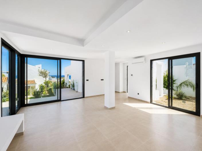 Image No.3-3 Bed Semi-Detached for sale