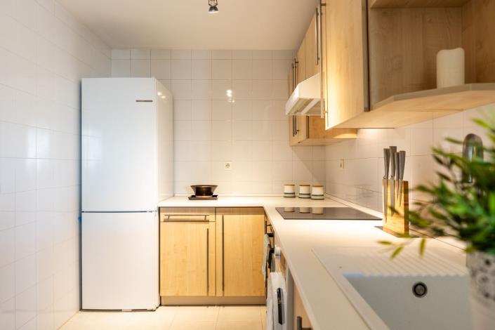 Image No.8-2 Bed Apartment for sale