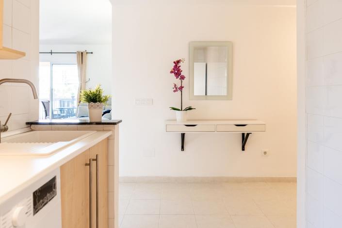 Image No.10-2 Bed Apartment for sale