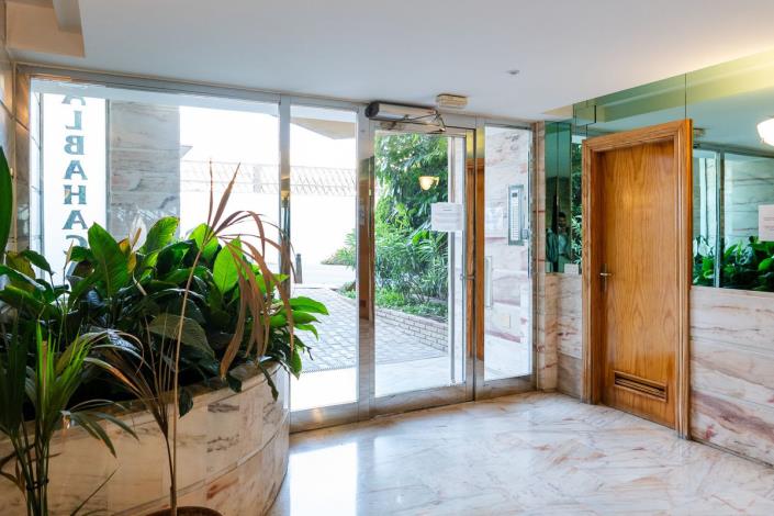 Image No.35-2 Bed Apartment for sale
