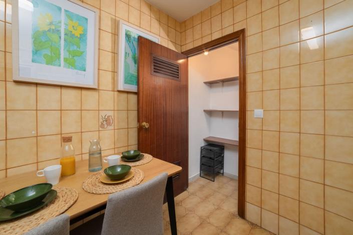 Image No.10-2 Bed Apartment for sale