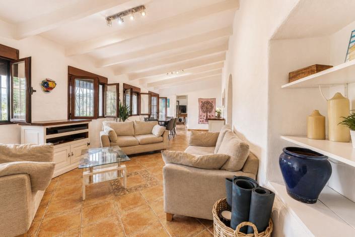 Image No.9-2 Bed Villa / Detached for sale