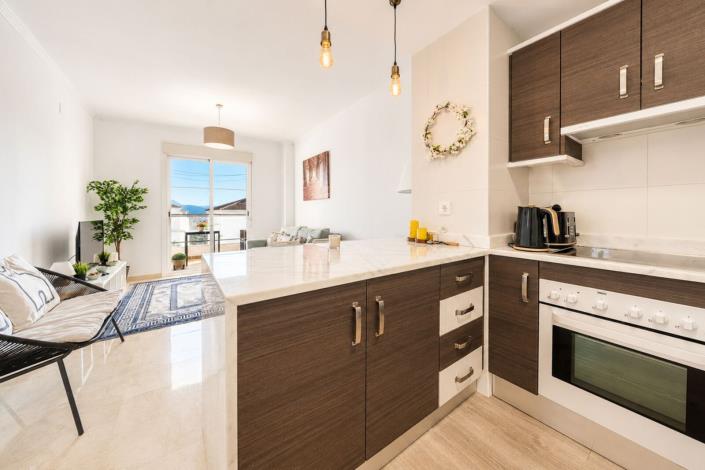 Image No.22-3 Bed Apartment for sale