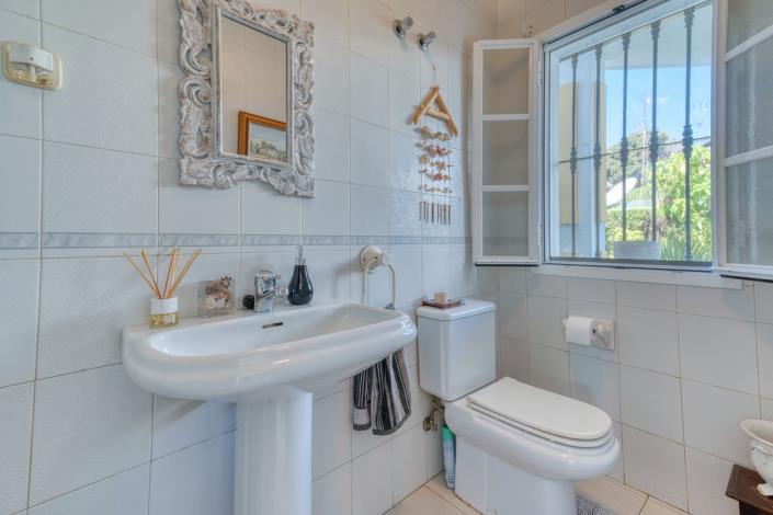 Image No.19-3 Bed Apartment for sale