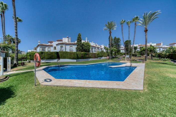 Image No.29-3 Bed Apartment for sale