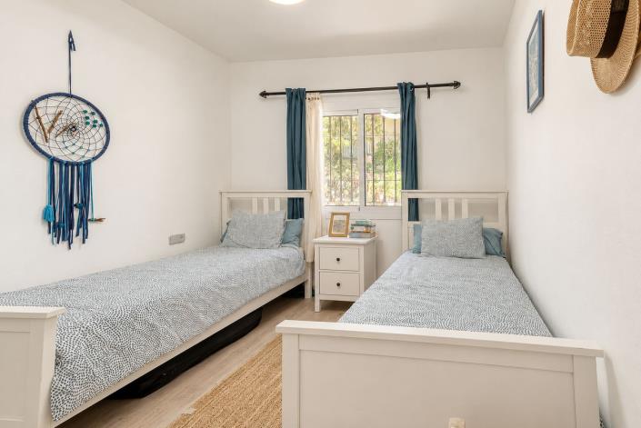 Image No.19-2 Bed Apartment for sale