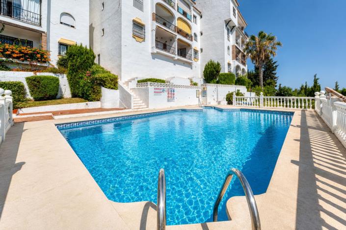 Image No.30-2 Bed Apartment for sale