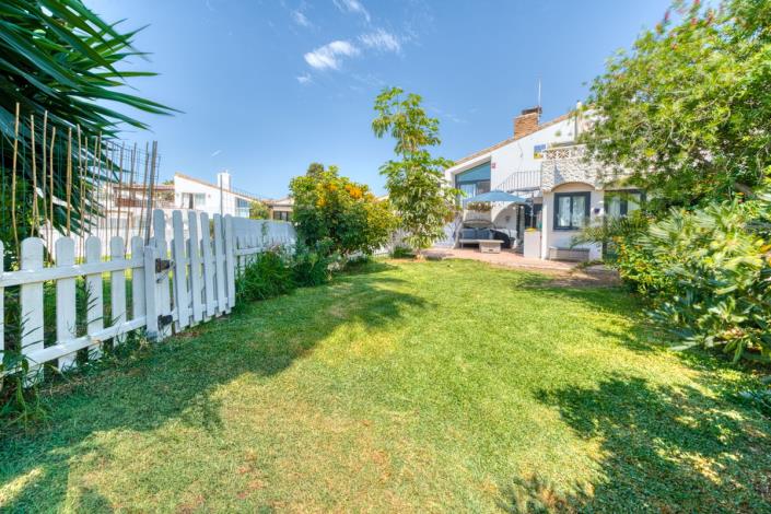 Image No.33-3 Bed Townhouse for sale