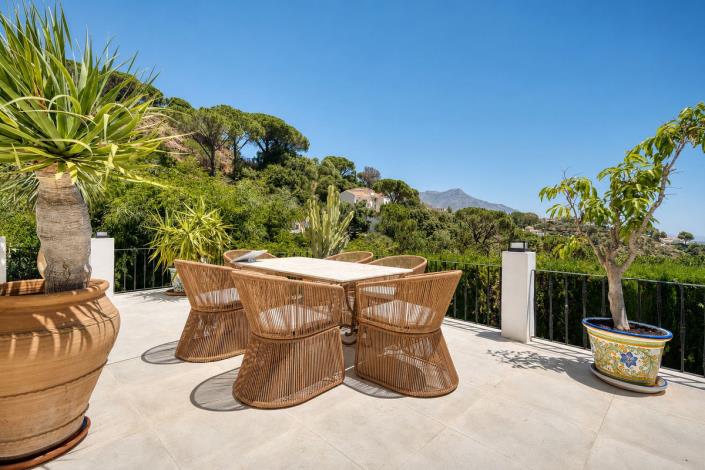 Image No.19-Villa for sale