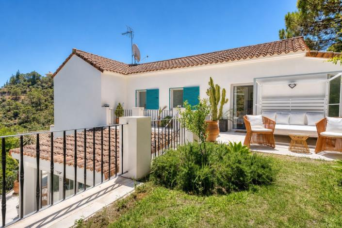 Image No.50-Villa for sale