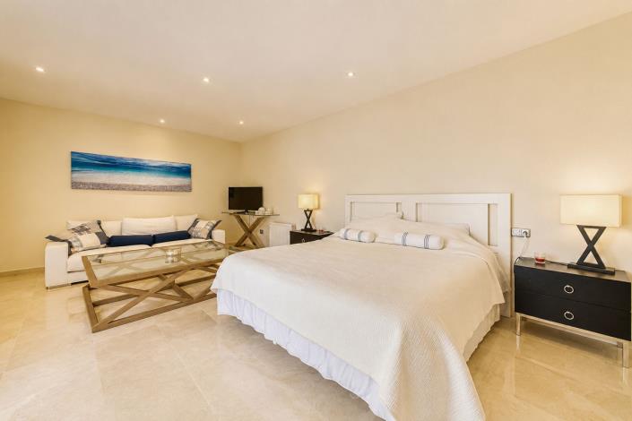 Image No.38-4 Bed Villa for sale