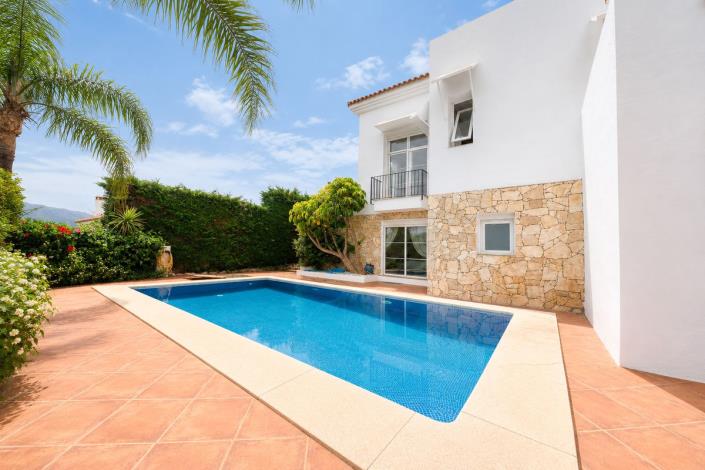 Image No.42-4 Bed Villa for sale