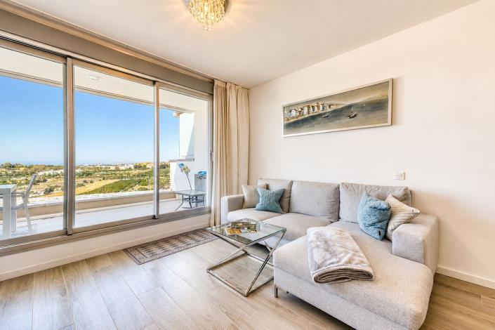 Image No.7-3 Bed Apartment for sale