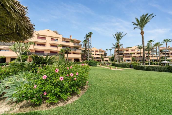 Image No.37-2 Bed Apartment for sale