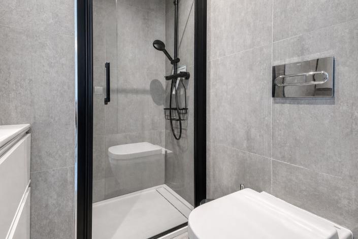 Image No.22-2 Bed Apartment for sale