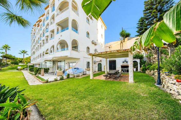 Image No.25-2 Bed Apartment for sale