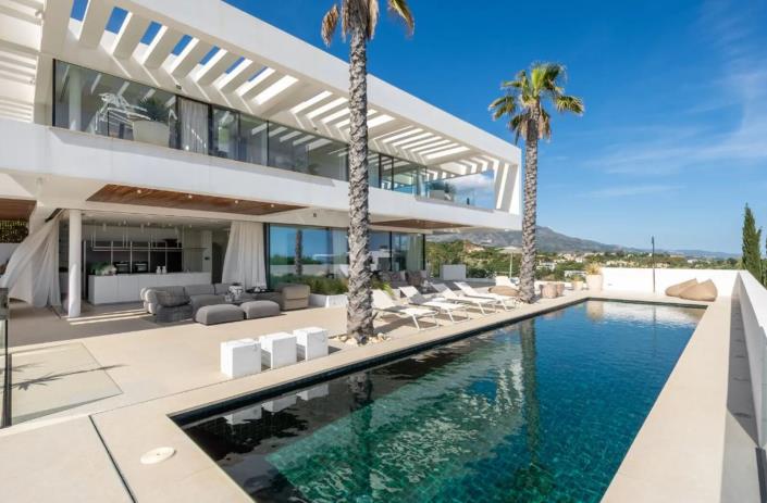 Image No.26-6 Bed Villa for sale