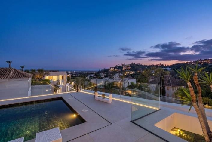 Image No.30-6 Bed Villa for sale