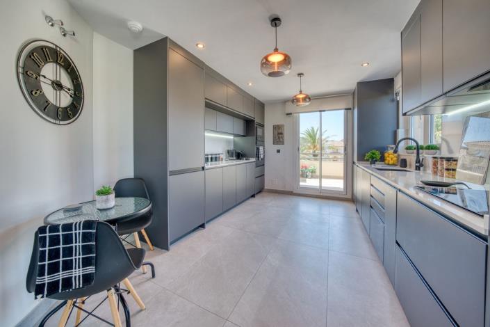 Image No.4-3 Bed Duplex for sale