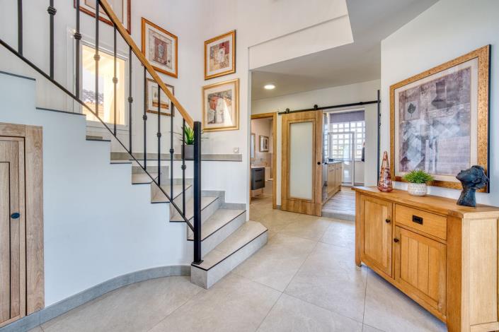 Image No.22-3 Bed Duplex for sale
