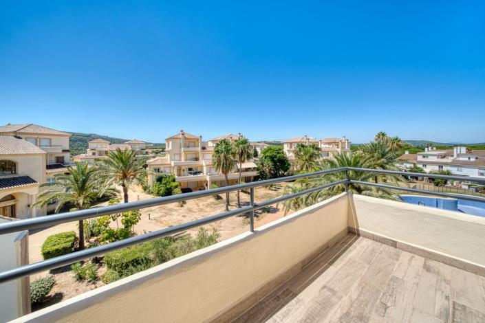 Image No.30-3 Bed Duplex for sale