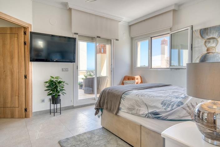 Image No.34-3 Bed Duplex for sale