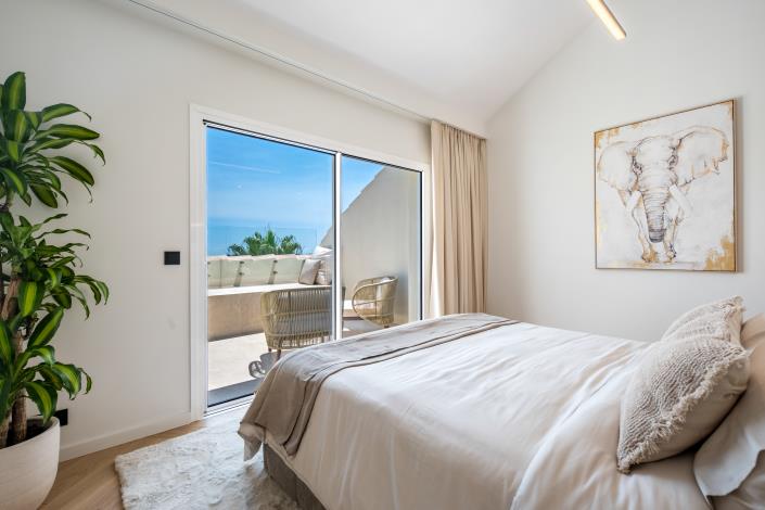 Image No.33-3 Bed Penthouse for sale