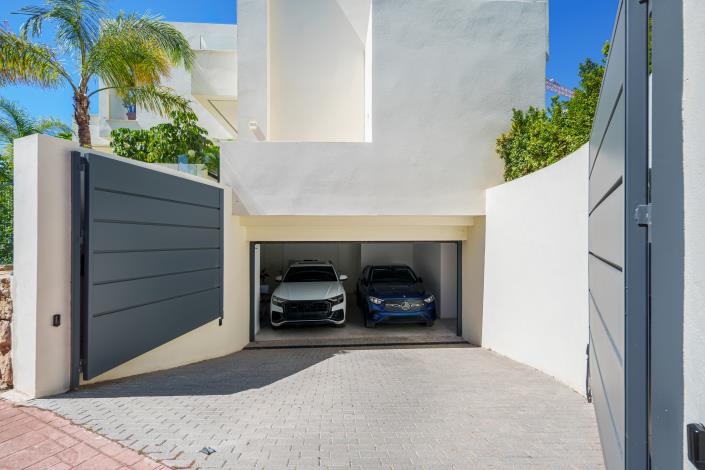 Image No.43-4 Bed Villa for sale