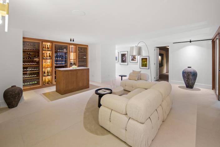 Image No.42-4 Bed Villa for sale