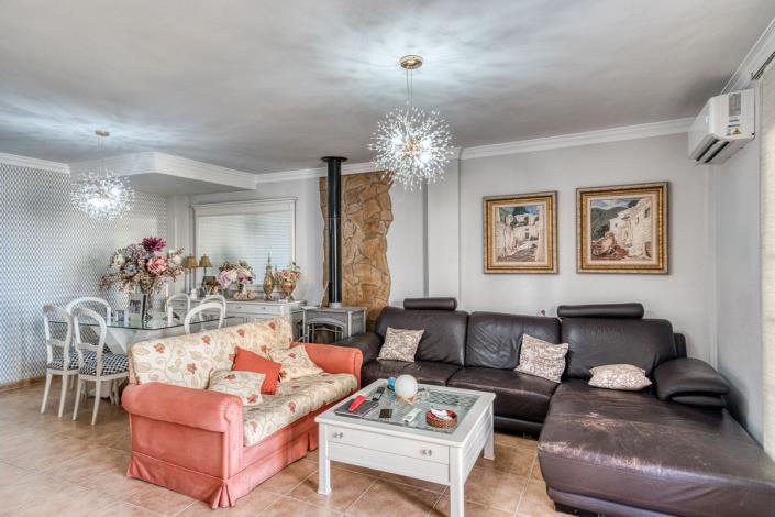 Image No.9-4 Bed Townhouse for sale
