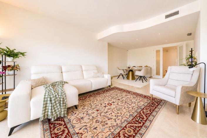 Image No.19-3 Bed Apartment for sale