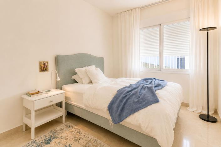 Image No.24-3 Bed Apartment for sale
