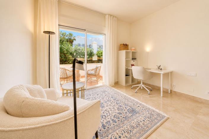 Image No.26-3 Bed Apartment for sale