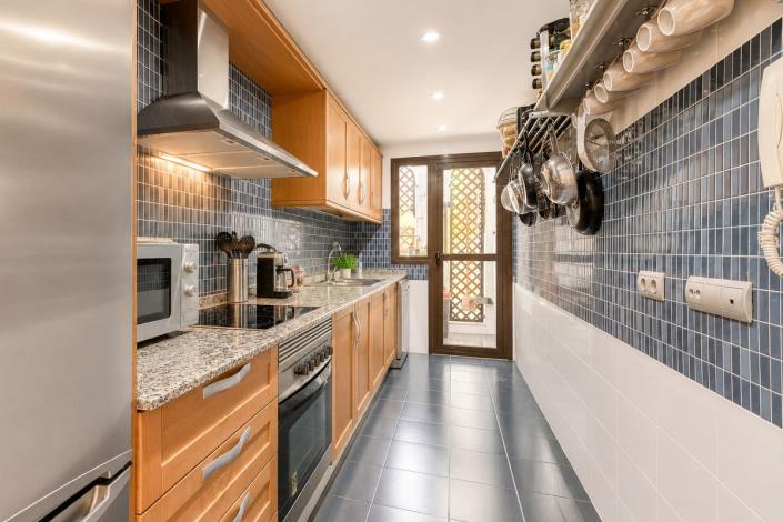 Image No.8-2 Bed Apartment for sale