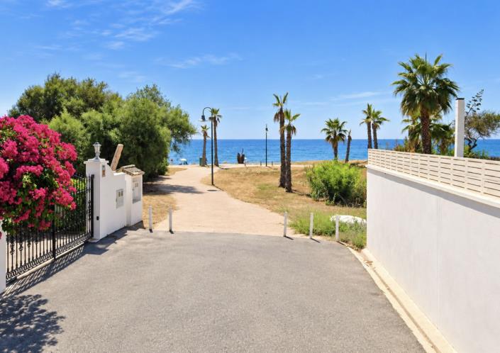 Image No.5-Villa de 3 chambres à vendre à Estepona