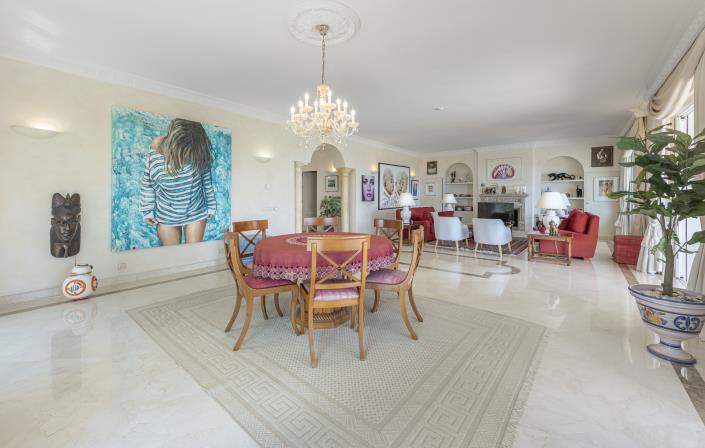 Image No.10-6 Bed Villa for sale